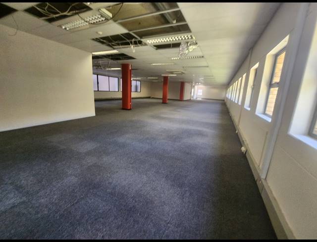 514M² OFFICE TO LET IN RANDJESPARK